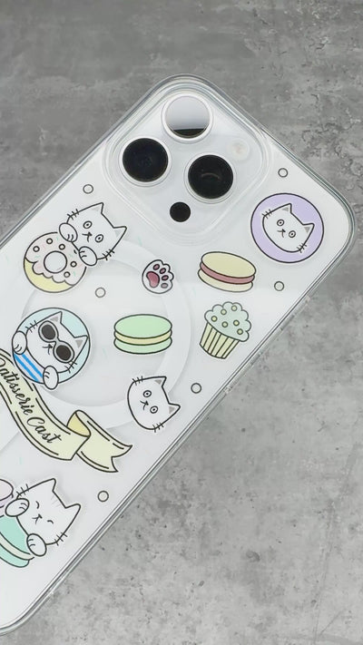 全新推出 Casestudi Cast the Cat iPhone 保護殼，適用於 iPhone 16 Pro / 16，特色圖案為可愛的貓咪 Cast，周圍點綴著柔和馬卡龍色系的杯子蛋糕、甜甜圈和馬卡龍。甜美又充滿趣味的設計，為您的日常生活增添一抹溫馨與童趣。
